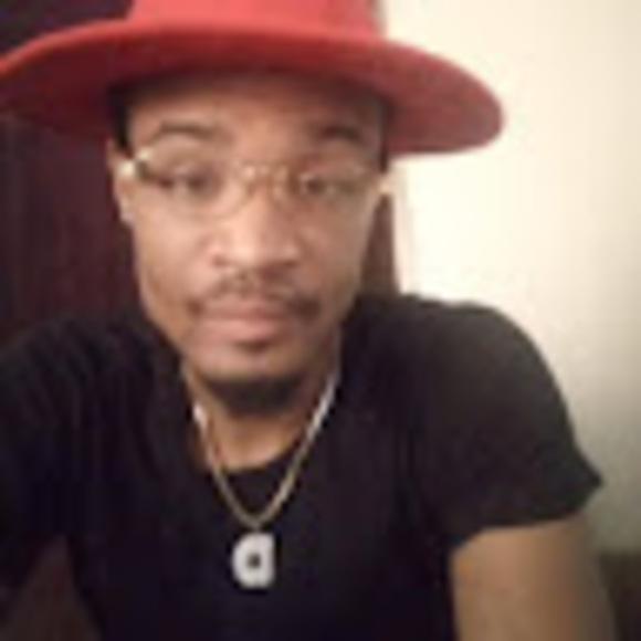 Meet your Posher, De'jon - Picture 1 of 1